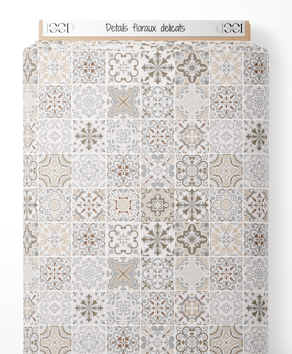 Tissu - Détails floraux délicats