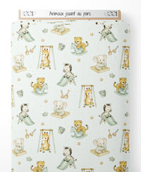 Tissu - Animaux jouant au parc