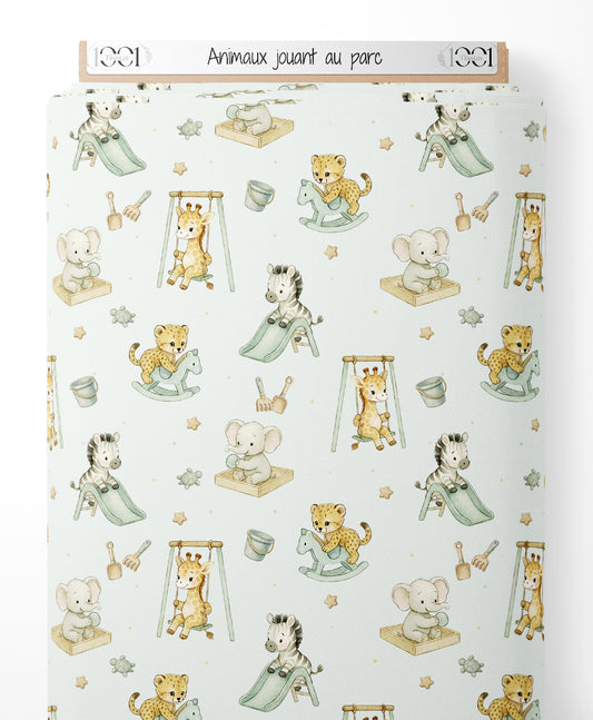 Tissu - Animaux jouant au parc