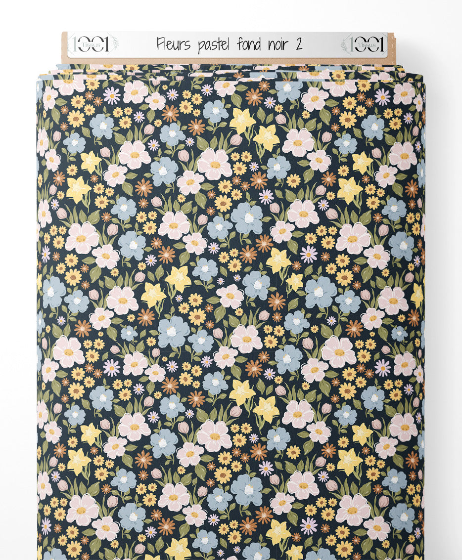 Tissu - Fleurs pastel sur fond noir 2
