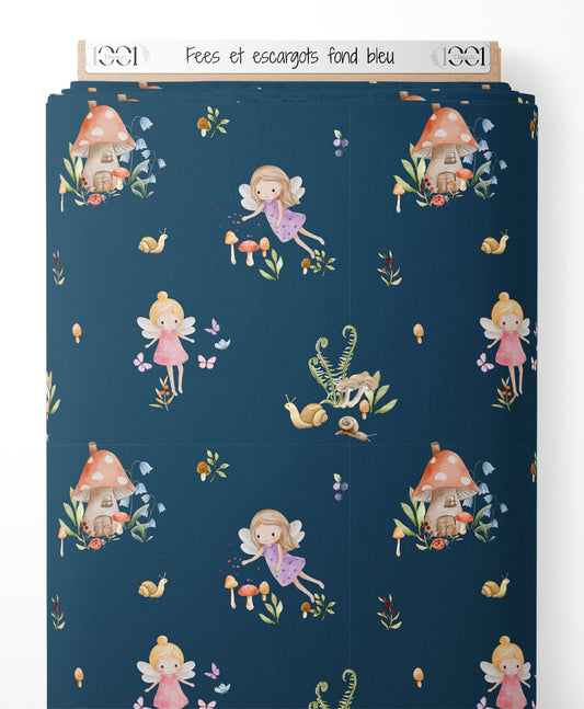 Tissu - Fées et escargots sur fond bleu