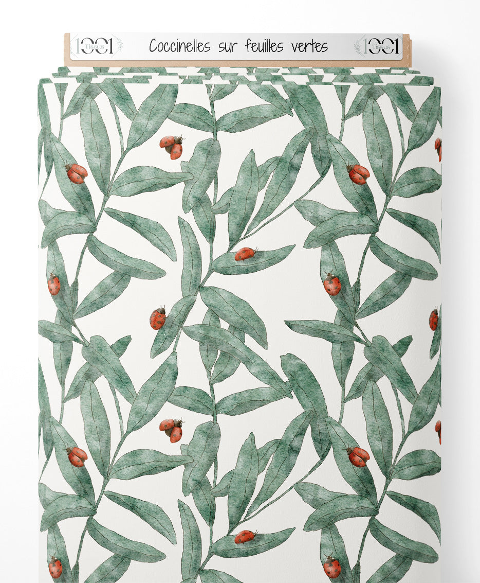 Tissu - Coccinelles sur feuilles vertes