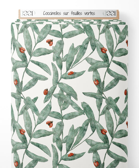 Tissu - Coccinelles sur feuilles vertes