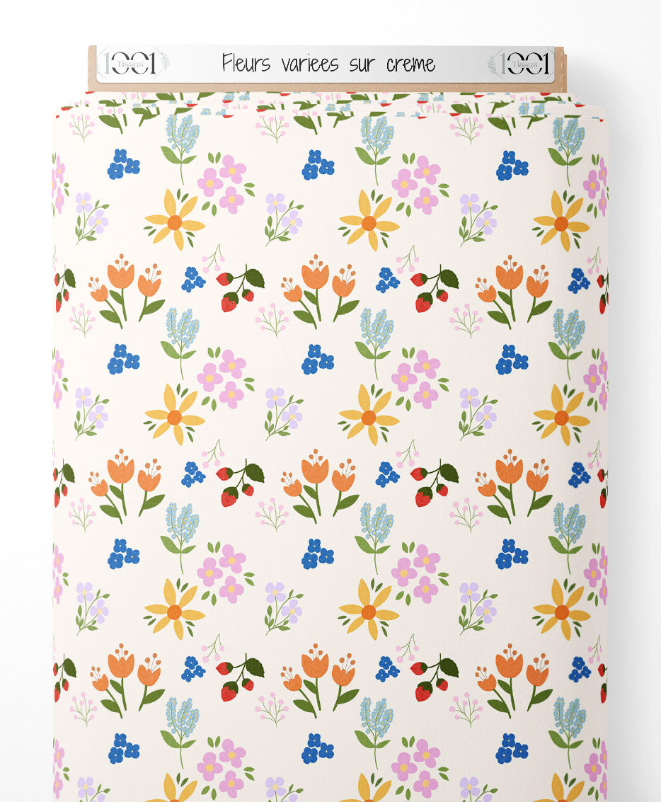 Tissu - Fleurs variées sur crème