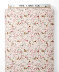 Tissu - Pivoines et papillons délicats