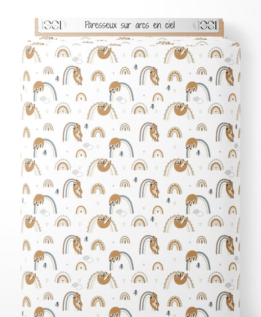 Tissu - Paresseux sur arcs-en-ciel