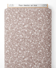 Tissu - Fleurs blanches sur brun