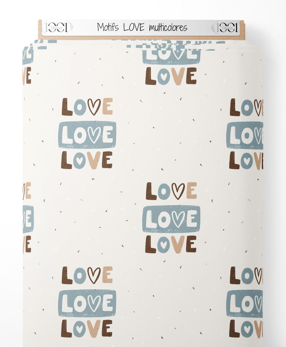 Tissu - Motifs LOVE multicolores