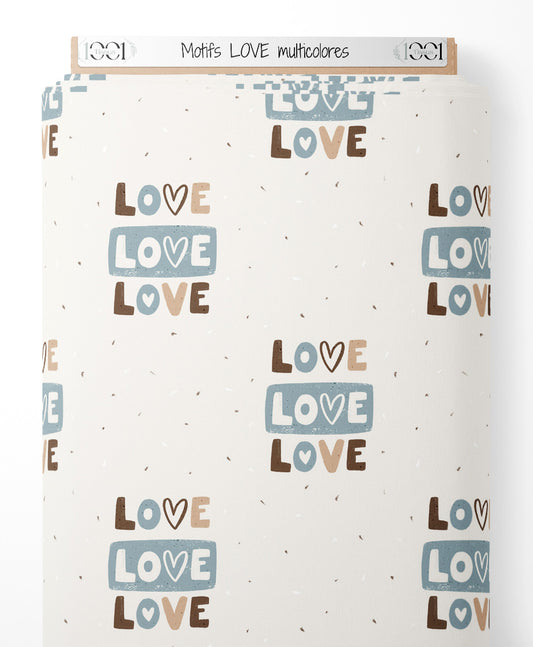 Tissu - Motifs LOVE multicolores