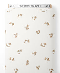 Tissu - Fleurs délicates sur fond blanc 2