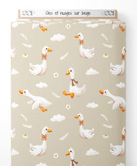 Tissu - Oies et nuages sur beige