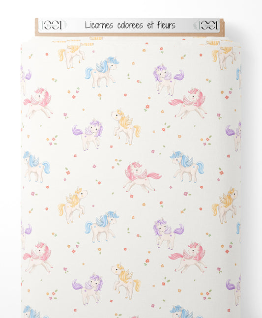 Tissu - Licornes colorées et fleurs