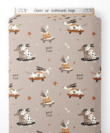 Tissu - Chiens sur skateboards beige