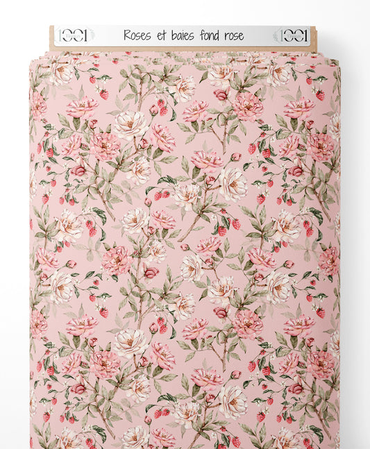 Tissu - Roses et baies sur fond rose