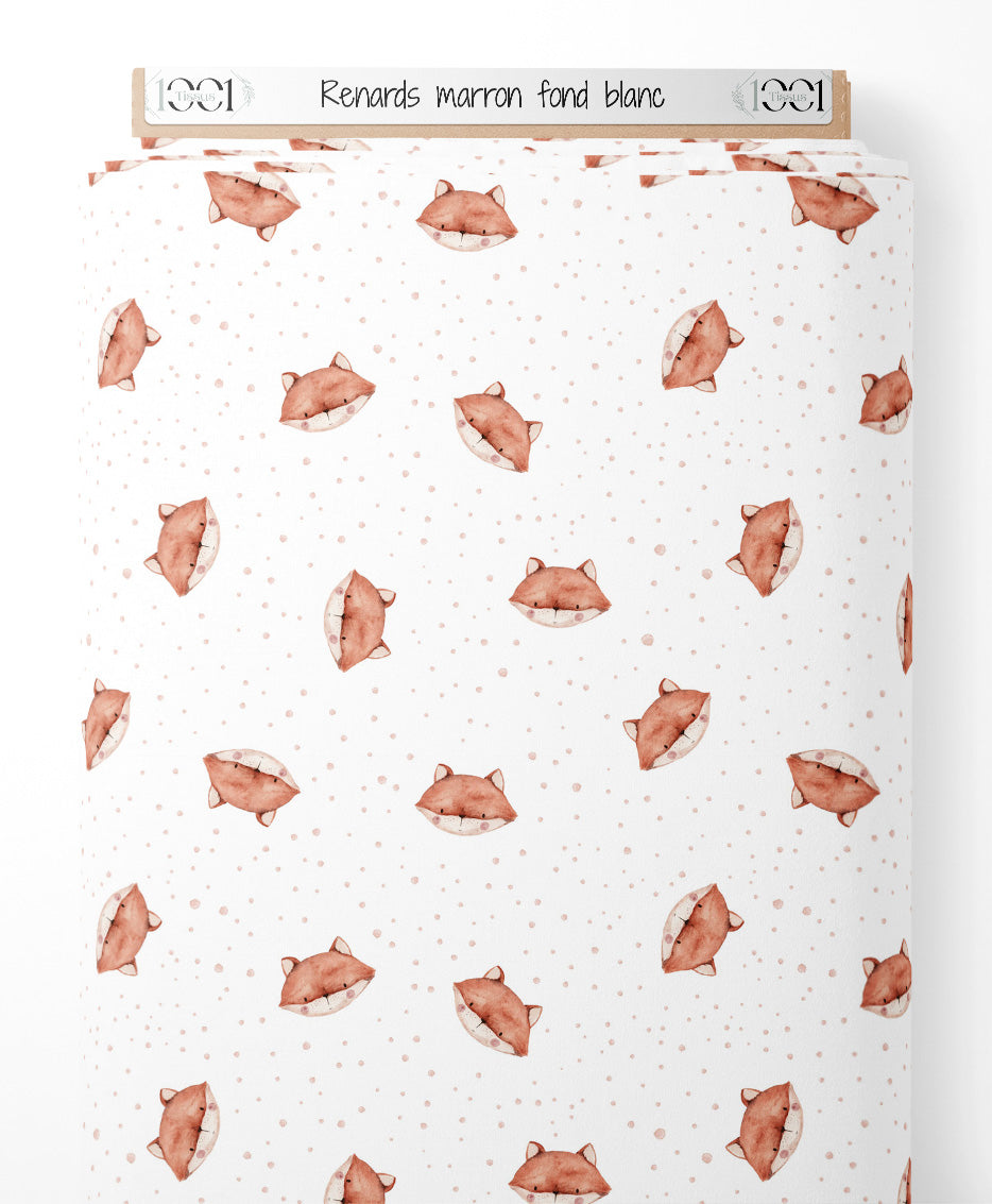 Tissu - Renards marron sur fond blanc