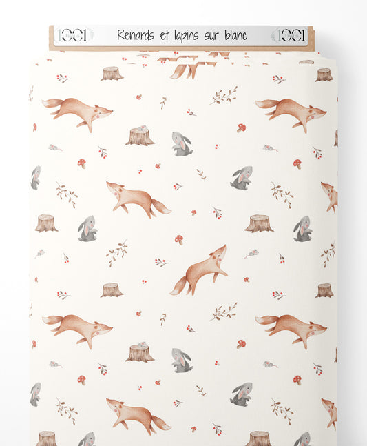 Tissu - Renards et lapins sur blanc