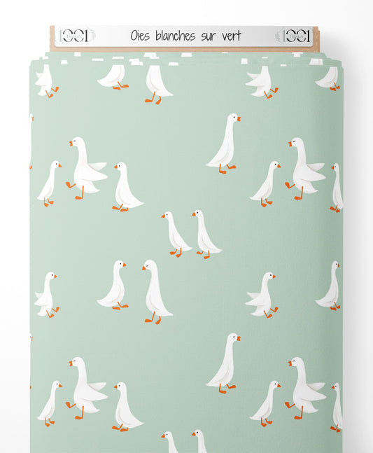 Tissu - Oies blanches sur vert