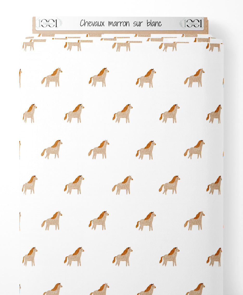 Tissu - Chevaux marron sur blanc