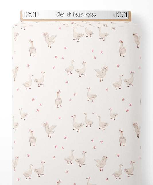 Tissu - Oies et fleurs roses