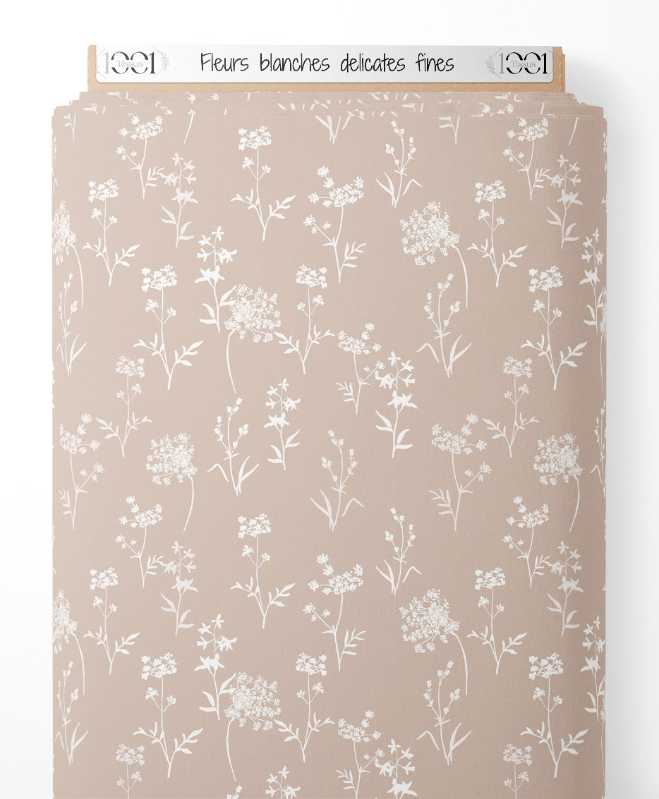 Tissu - Fleurs blanches délicates fines