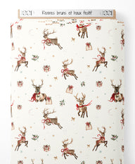 Tissu - Rennes bruns et houx festif