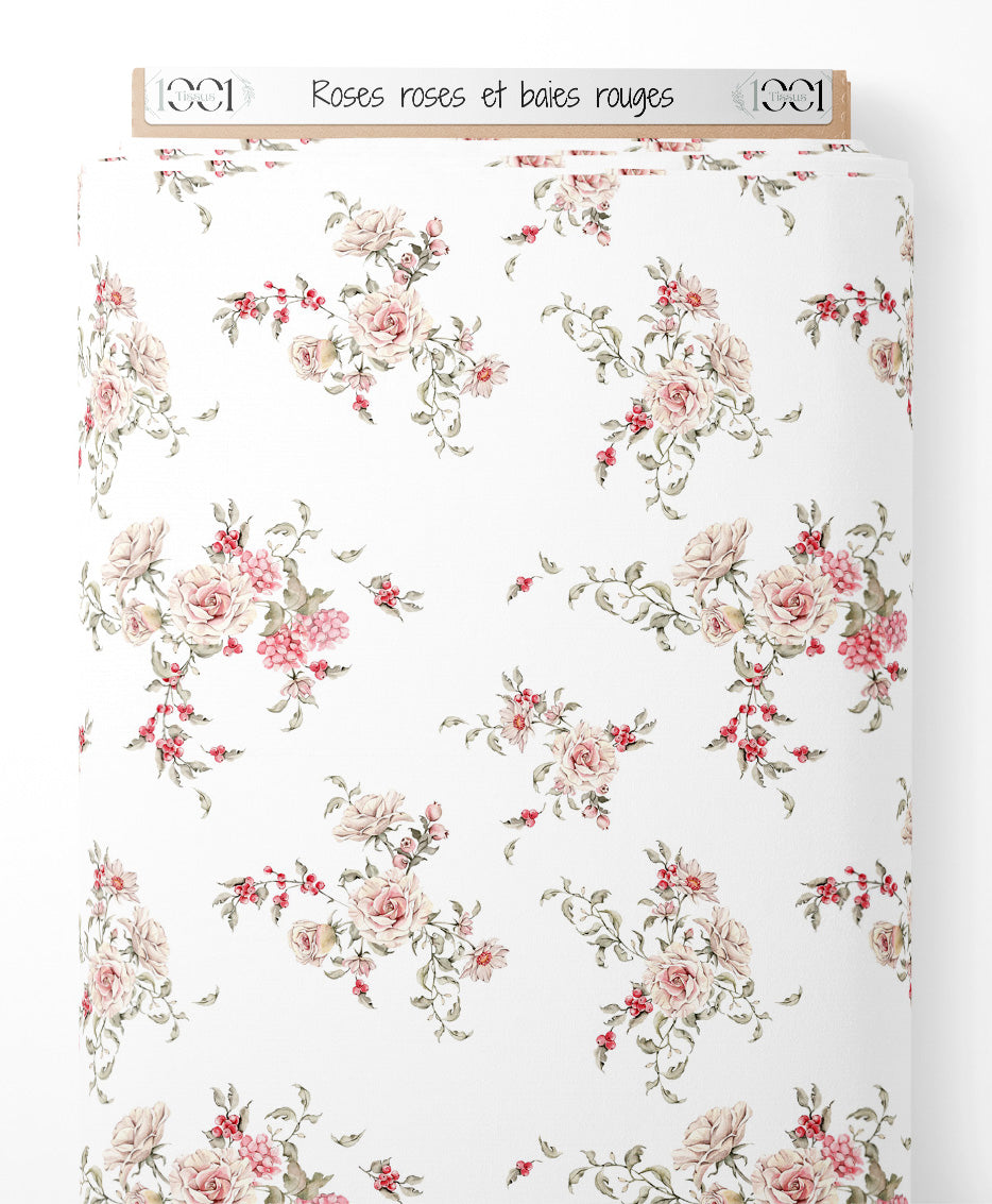 Tissu - Roses roses et baies rouges