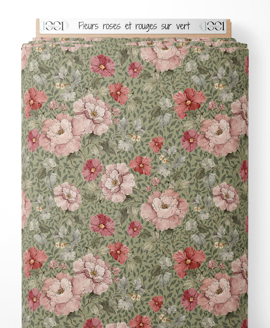 Tissu - Fleurs roses et rouges sur vert
