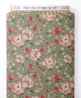 Tissu - Fleurs roses et rouges sur vert