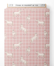 Tissu - Chevaux en mouvement sur rose