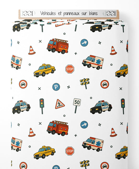 Tissu - Véhicules et panneaux sur blanc