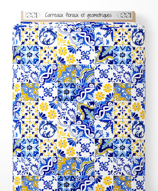 Tissu - Carreaux floraux et géométriques