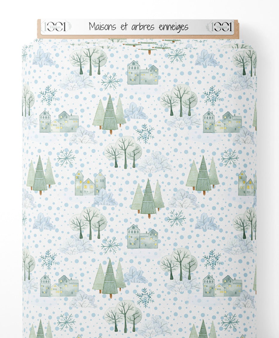 Tissu - Maisons et arbres enneigés