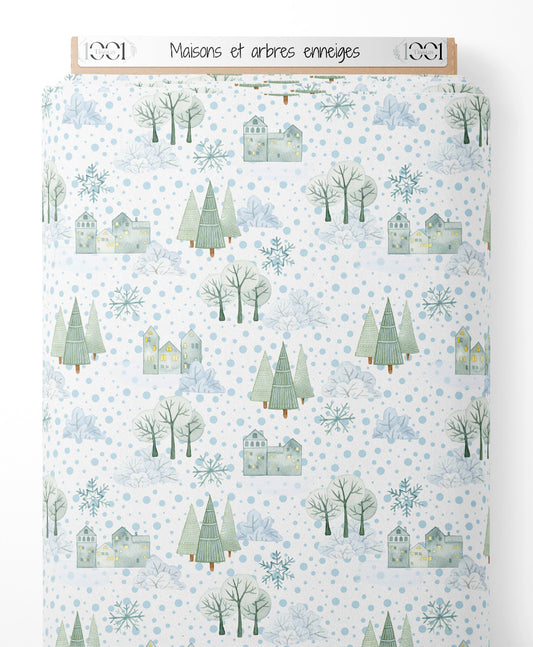 Tissu - Maisons et arbres enneigés