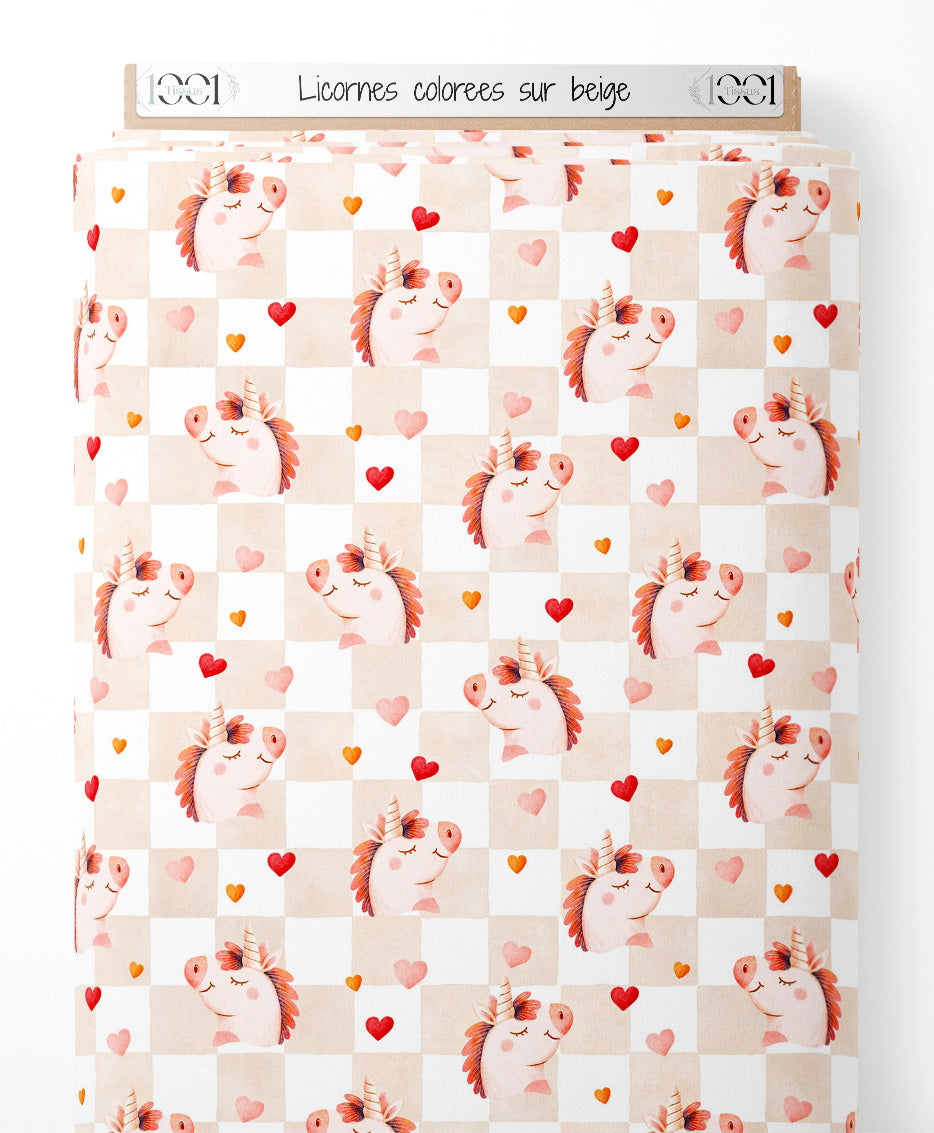 Tissu - Licornes colorées sur beige