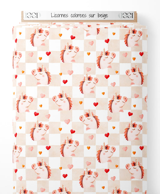Tissu - Licornes colorées sur beige