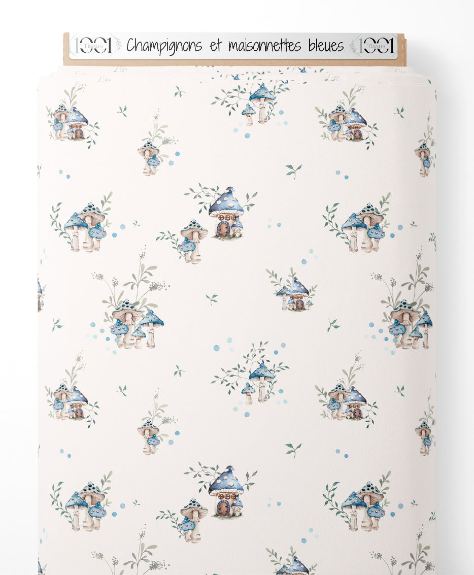 Tissu - Champignons et maisonnettes bleues