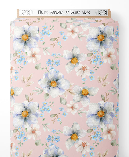 Tissu - Fleurs blanches et bleues vives