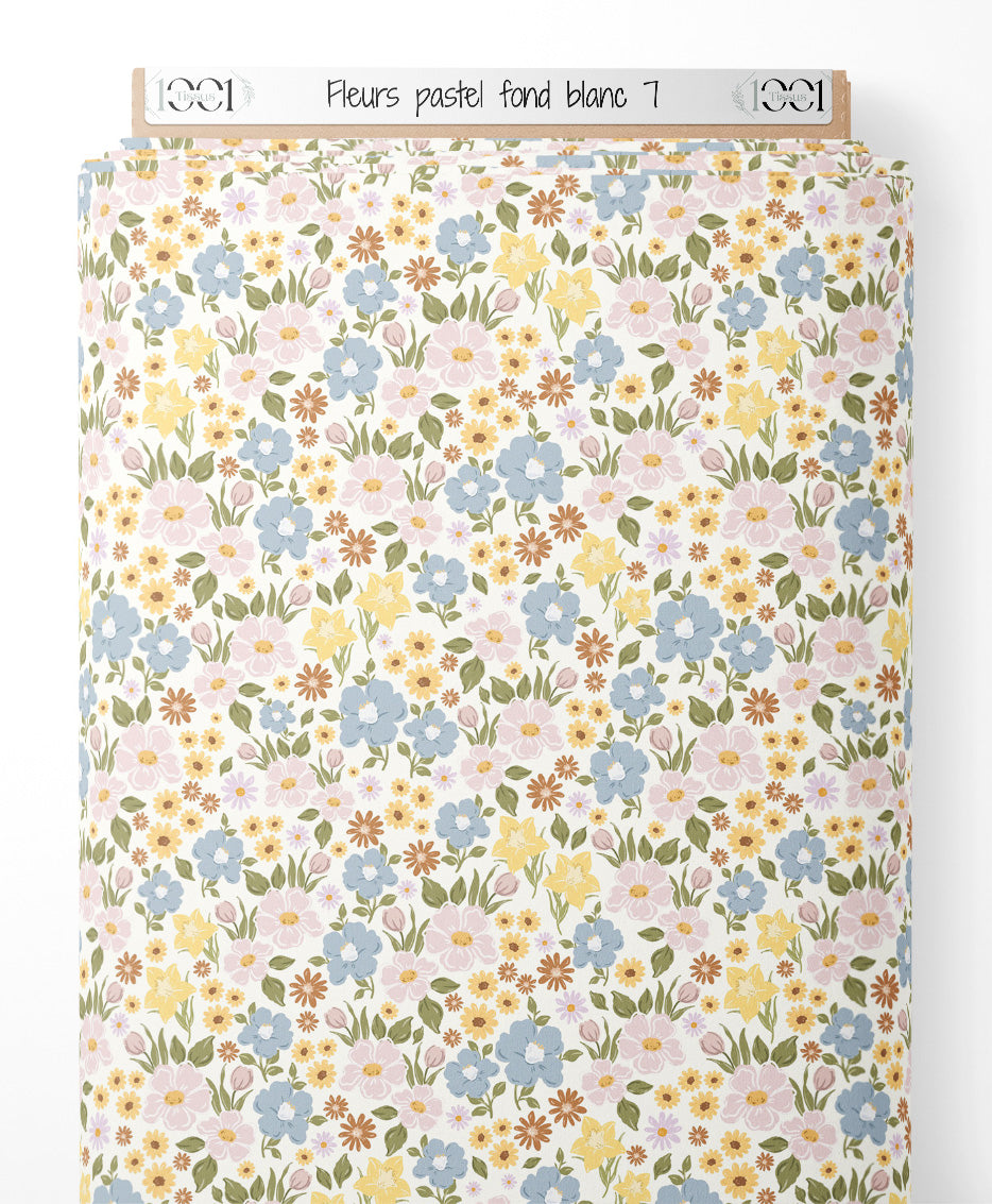 Tissu - Fleurs pastel sur fond blanc 7