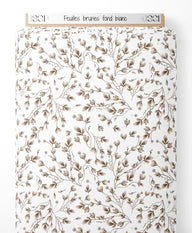 Tissu - Feuilles brunes sur fond blanc