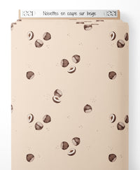 Tissu - Noisettes en coupe sur beige