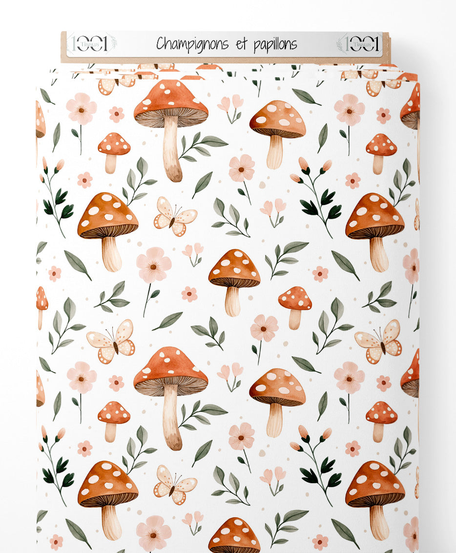 Tissu - Champignons et papillons