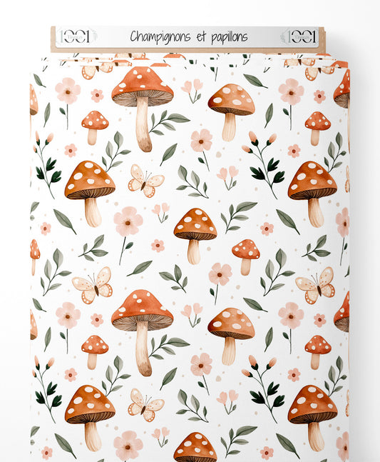 Tissu - Champignons et papillons
