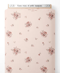 Tissu - Roses roses et petits bourgeons