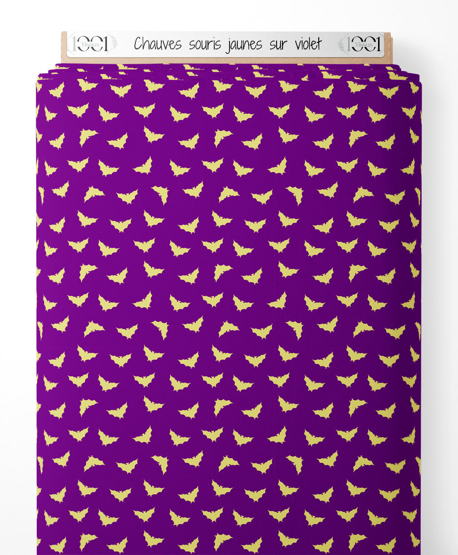 Tissu - Chauves-souris jaunes sur violet
