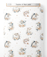 Tissu - Dauphins et fleurs pastel