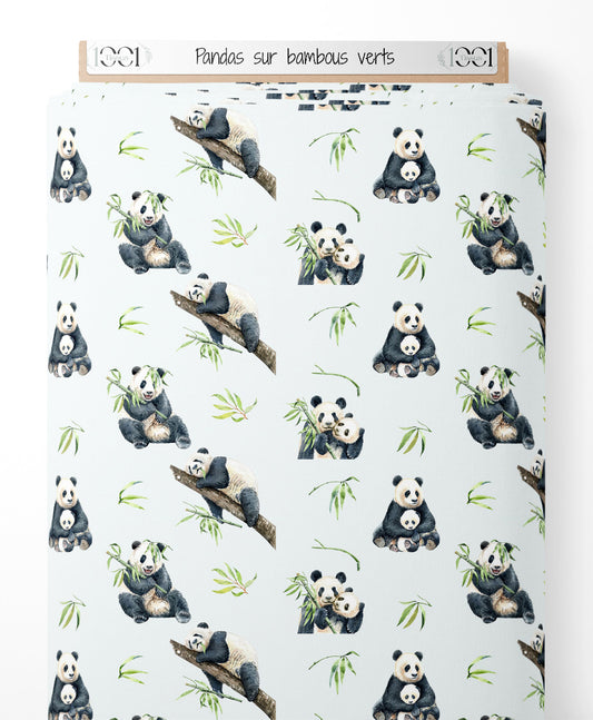 Tissu - Pandas sur bambous verts