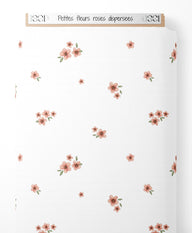Tissu - Petites fleurs roses dispersées