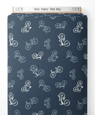 Tissu - Vélos blancs sur fond bleu