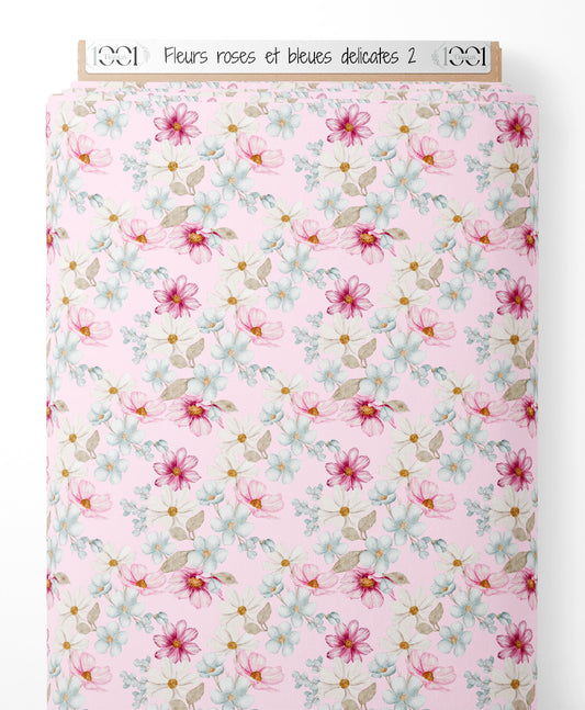 Tissu - Fleurs roses et bleues délicates 2