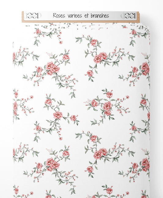 Tissu - Roses variées et branches